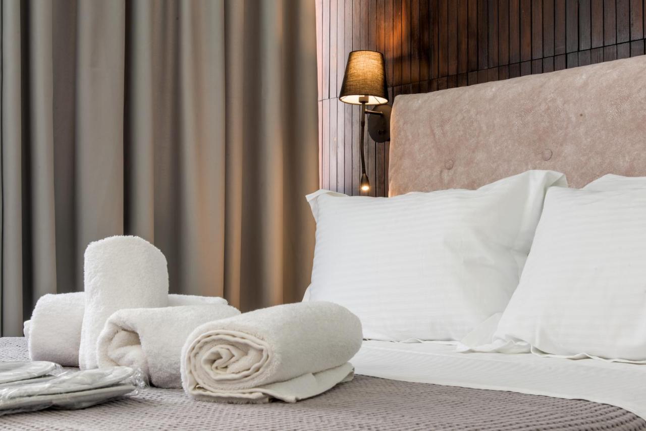 Koios Apartments Атина Екстериор снимка