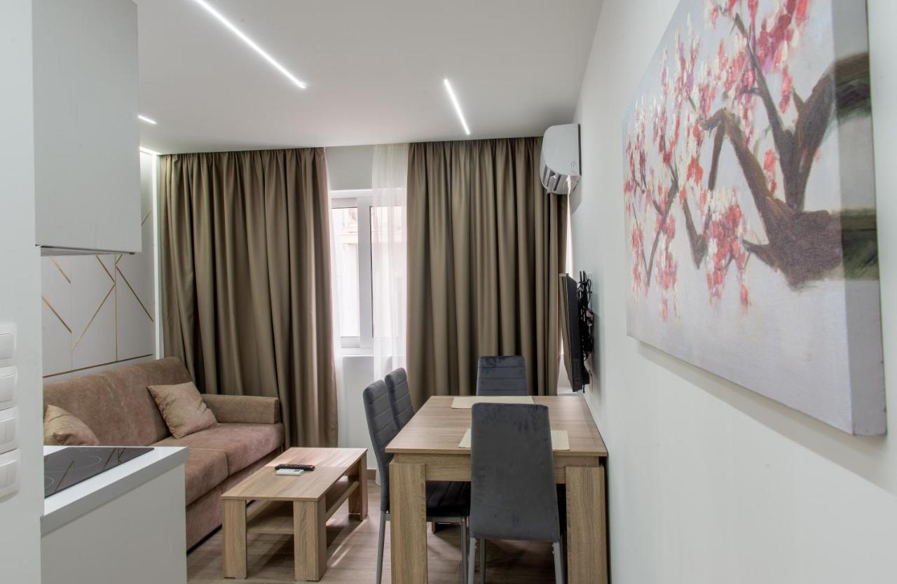 Koios Apartments Атина Екстериор снимка