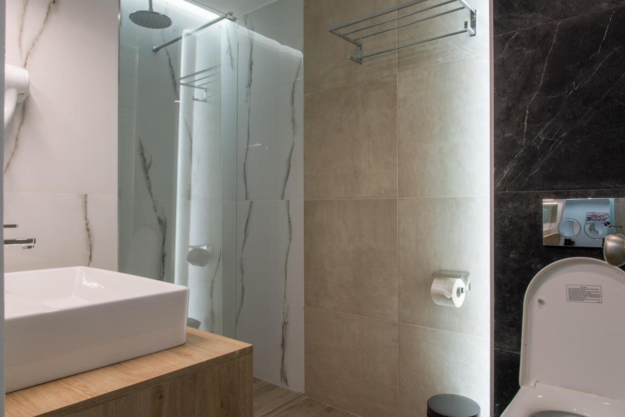 Koios Apartments Атина Екстериор снимка